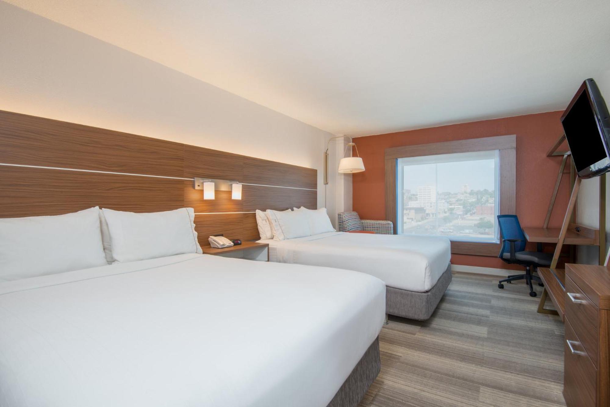 Holiday Inn Express El Paso-Central By Ihg Екстериор снимка