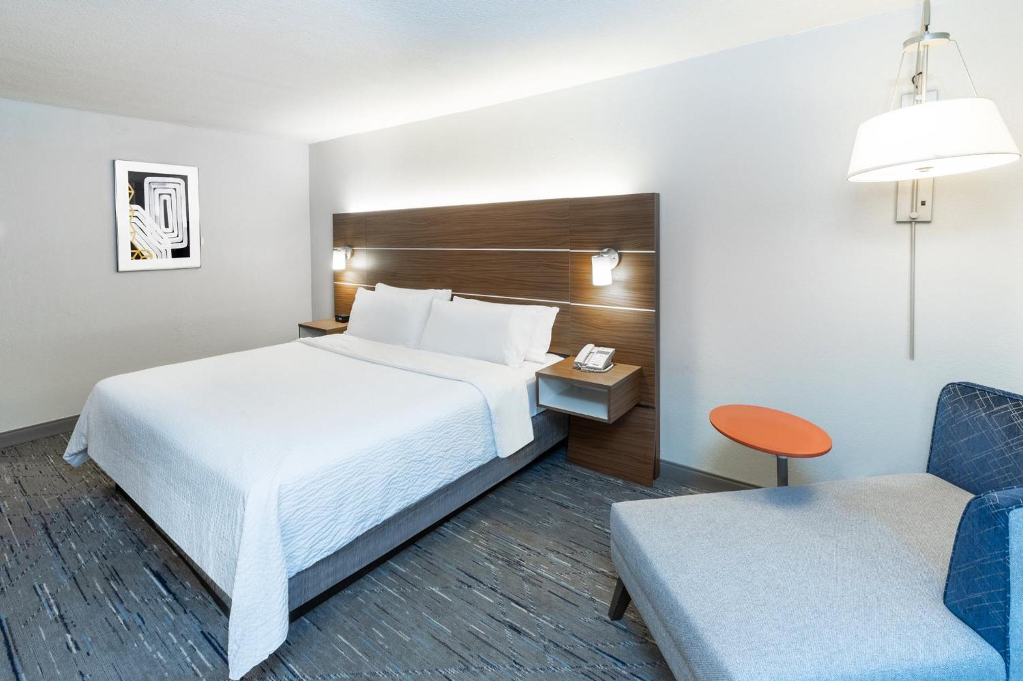 Holiday Inn Express El Paso-Central By Ihg Екстериор снимка