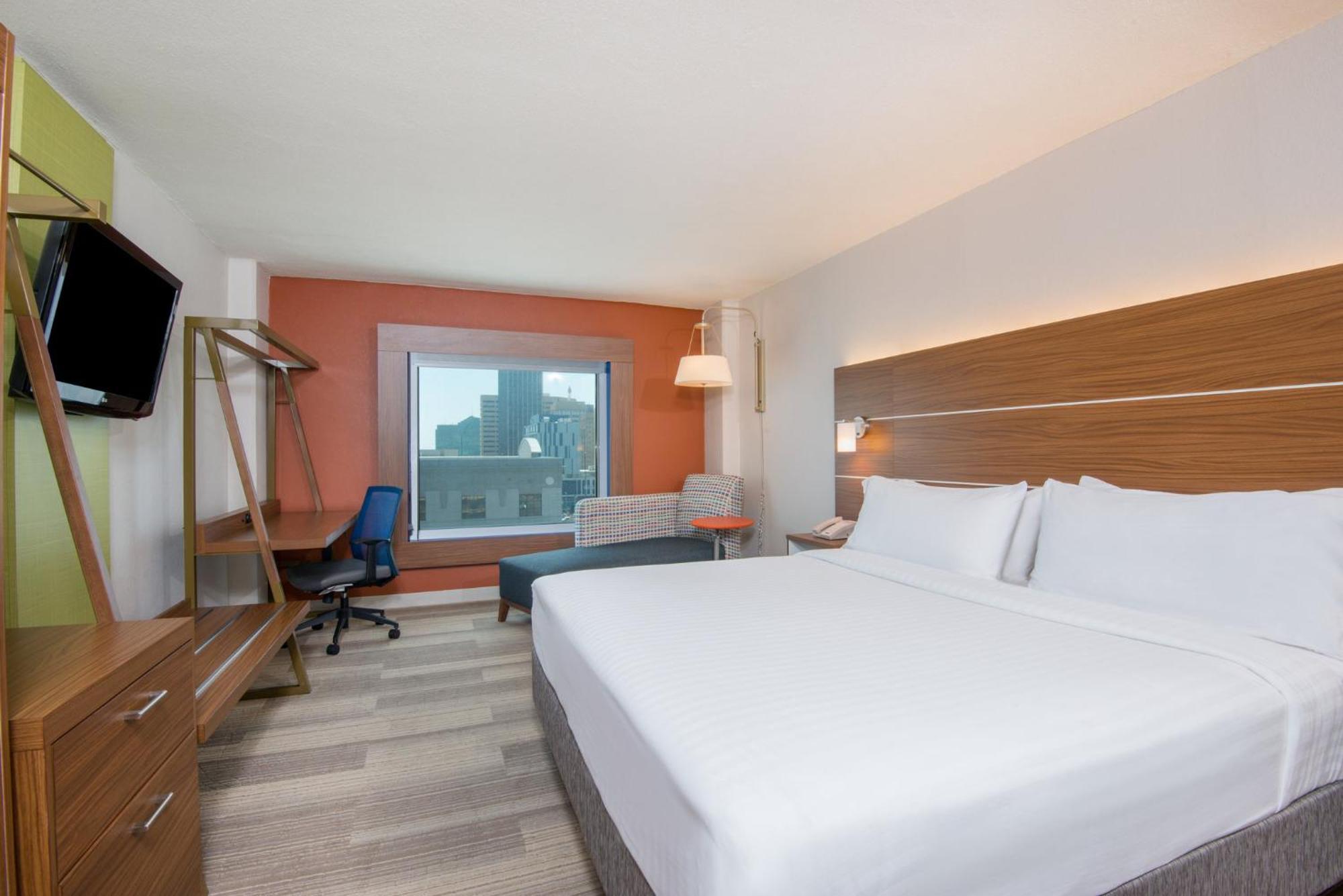 Holiday Inn Express El Paso-Central By Ihg Екстериор снимка