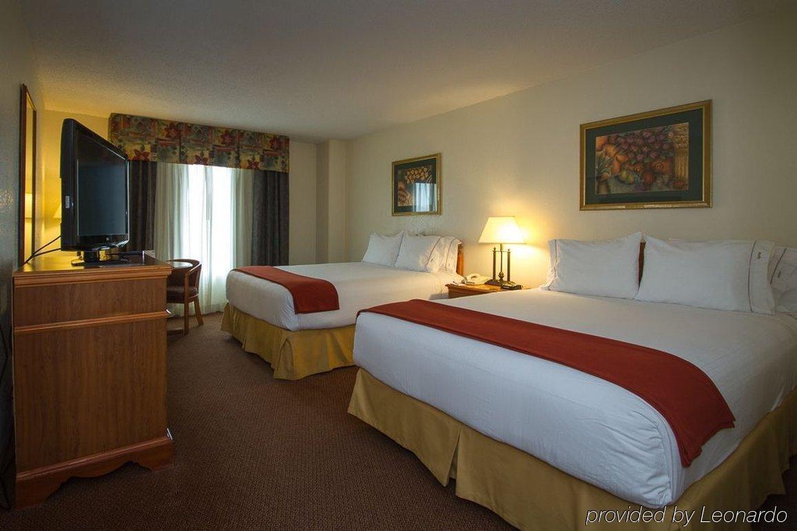 Holiday Inn Express El Paso-Central By Ihg Екстериор снимка
