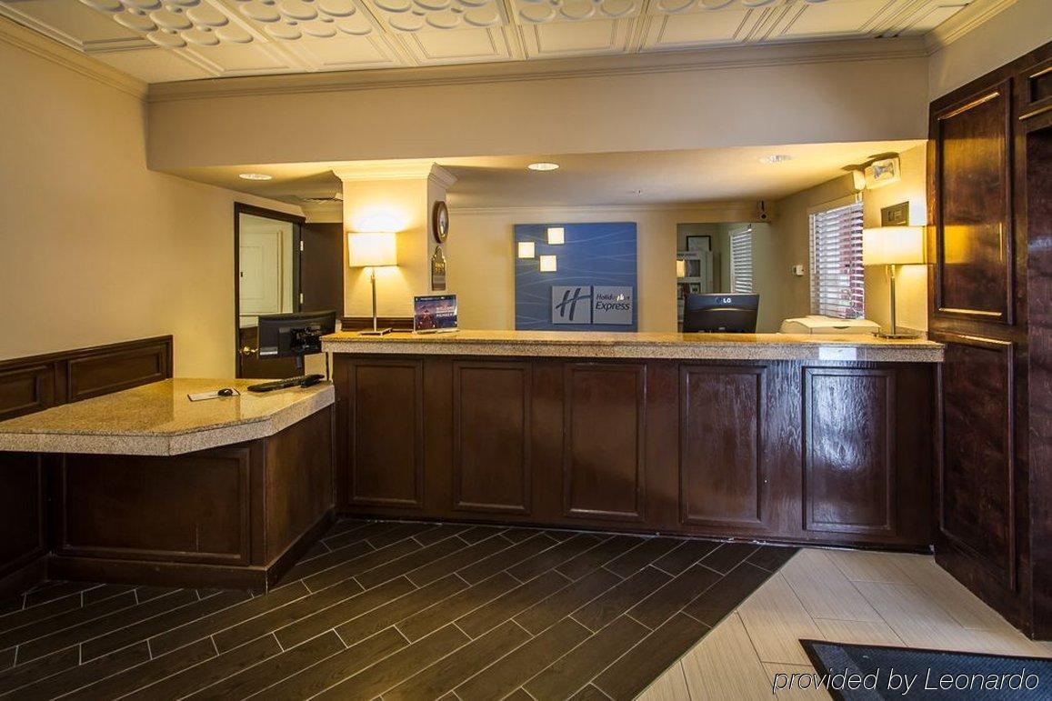 Holiday Inn Express El Paso-Central By Ihg Екстериор снимка