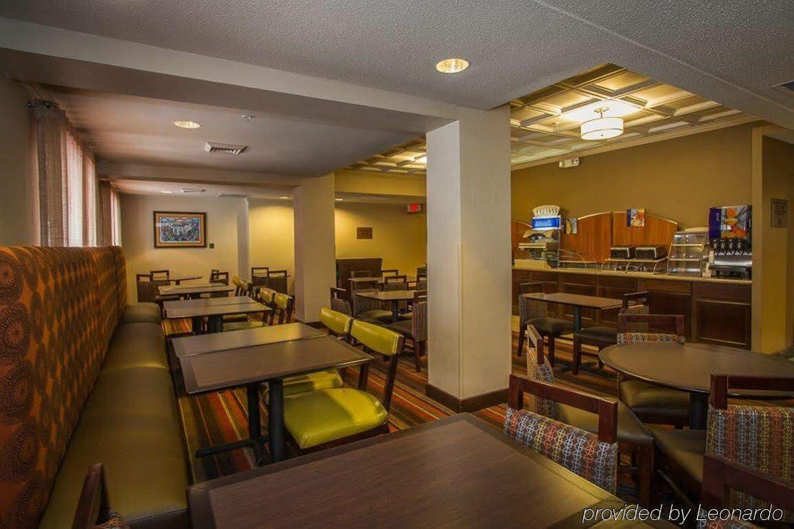 Holiday Inn Express El Paso-Central By Ihg Екстериор снимка